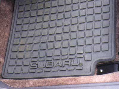 2005 Subaru outback all weather floor mats J401SAG000